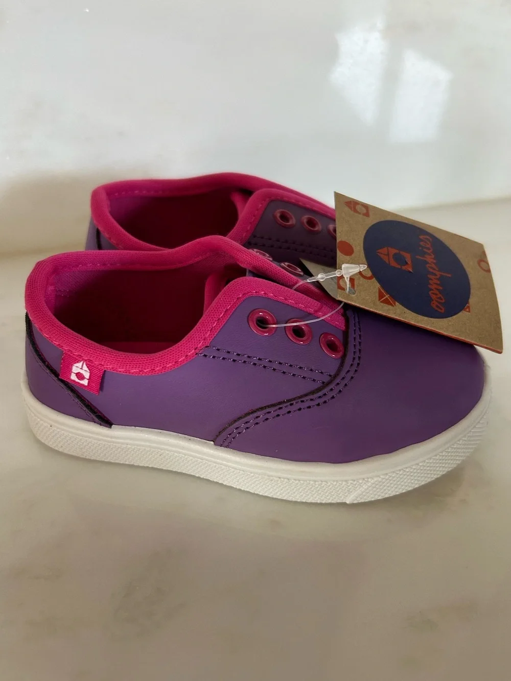 oomphies easy slip
